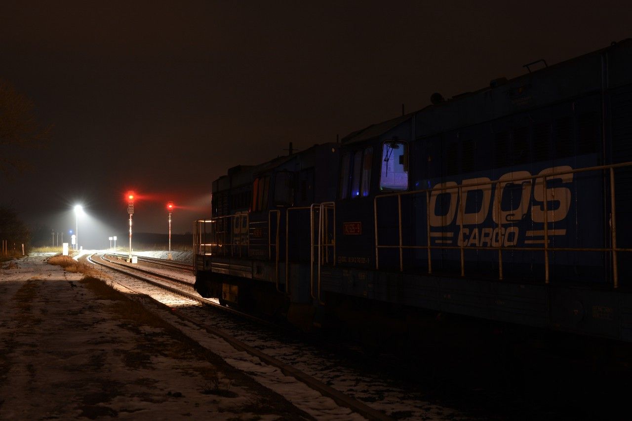 20190109(2) ODOS s vlakem Lanhot st.hr. - Hruovany nad Jeviovkou v ST Mikulov