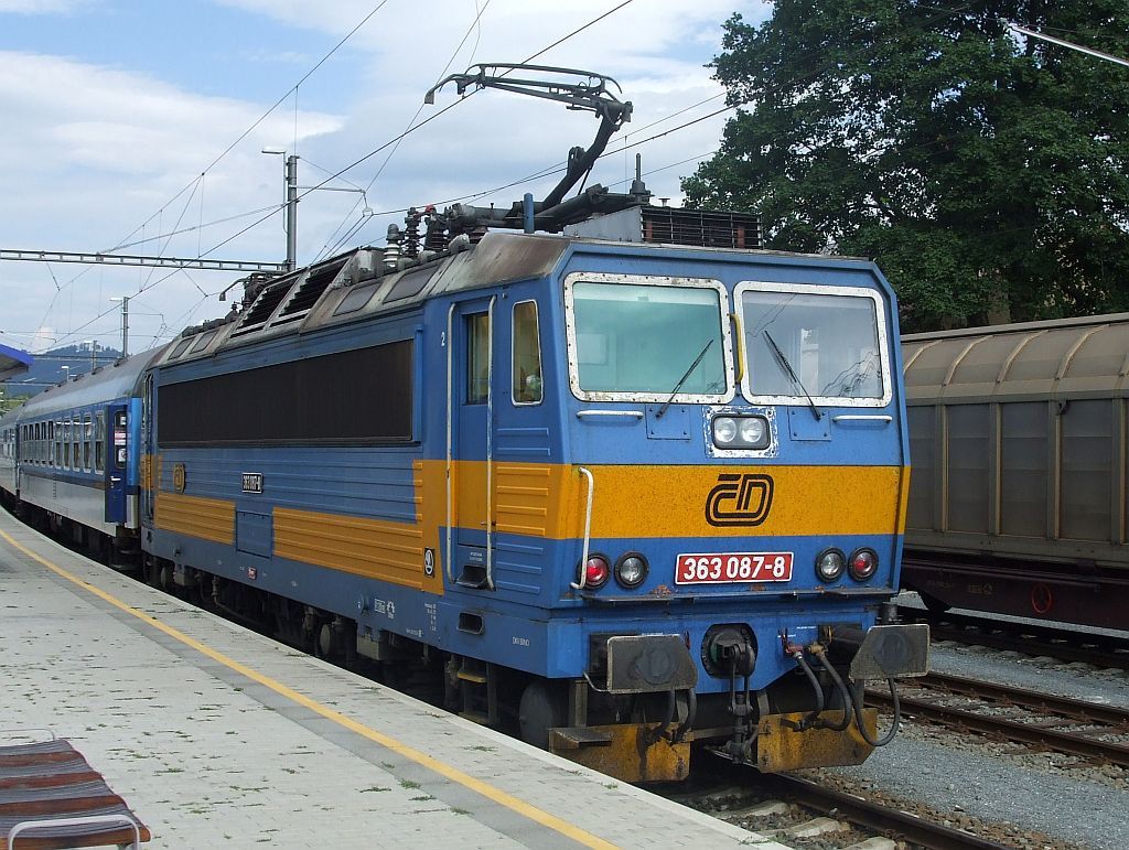 363 087 �umperk (5. 7. 2010)