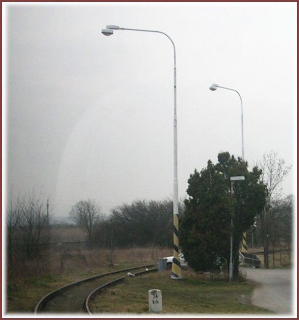 Kdepak?