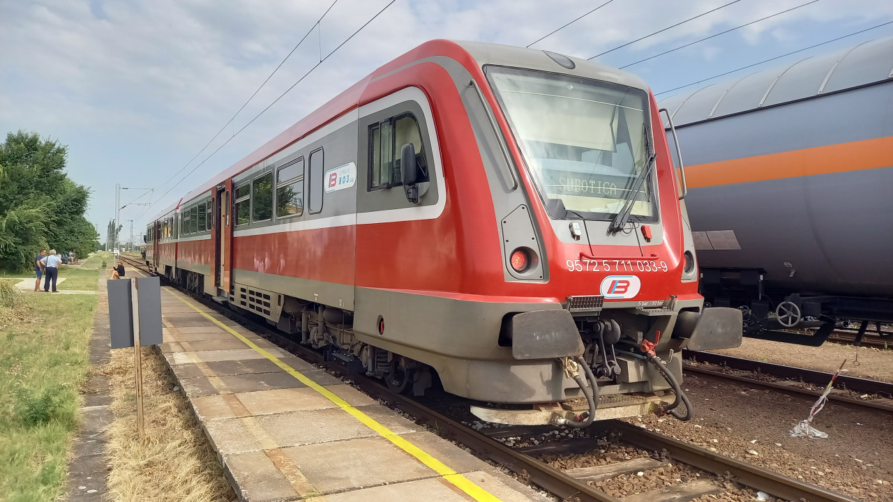 Mezi stanicemi Novi Sad a Novi Sad ranirna (na obrzku) je zavedena NAD