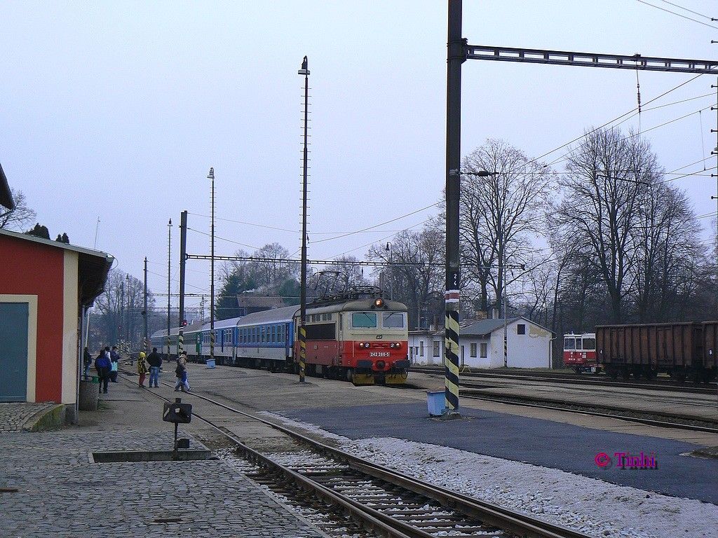 242.266 - R667 - �st.J.Hradec - 20.12.2013