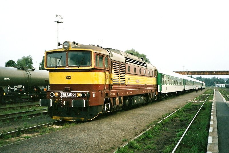 750.335 �esk� L�pa hln (Odklon R 613 D���n-Brno) 15.8.02