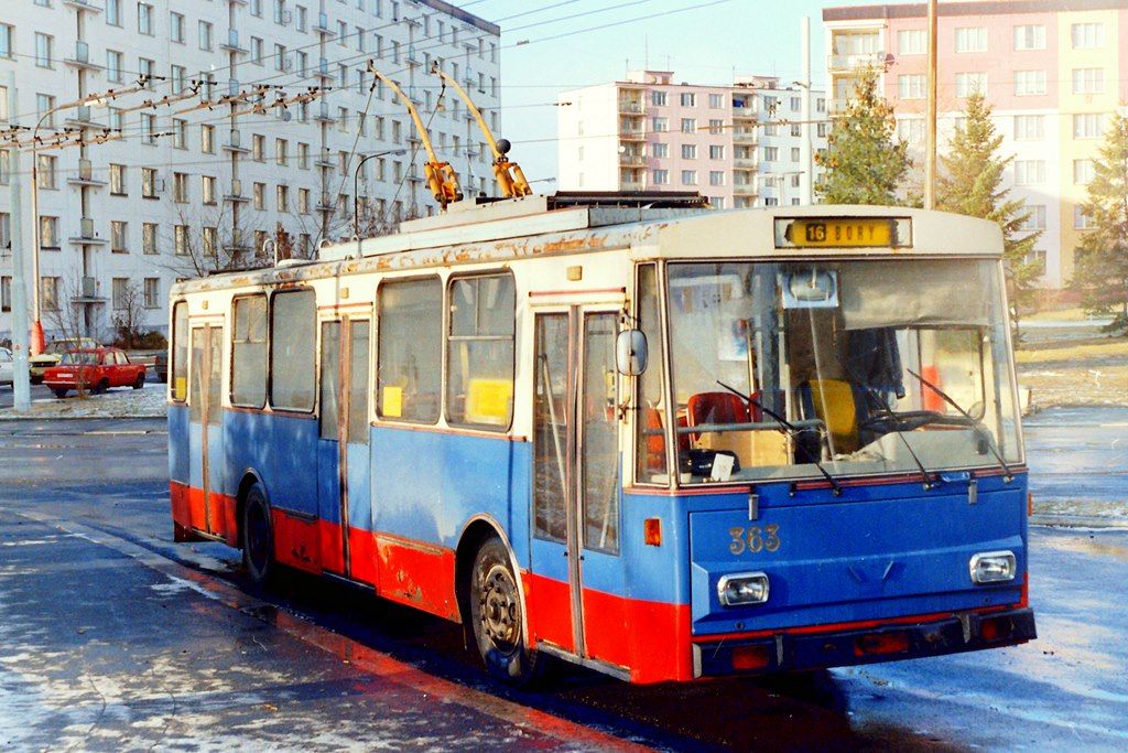 Trolejbus 14Tr 01 . 363 - Plze Bory, 10.1.1995