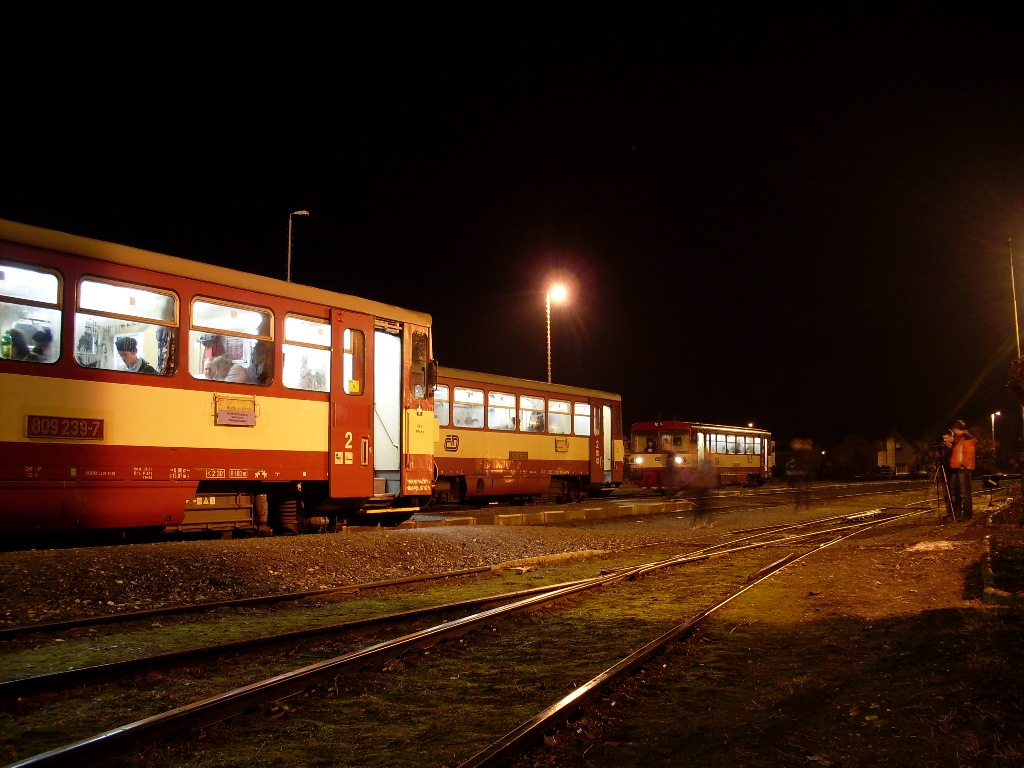 Posledn setkn 3 motorovch vlak v Kopidln