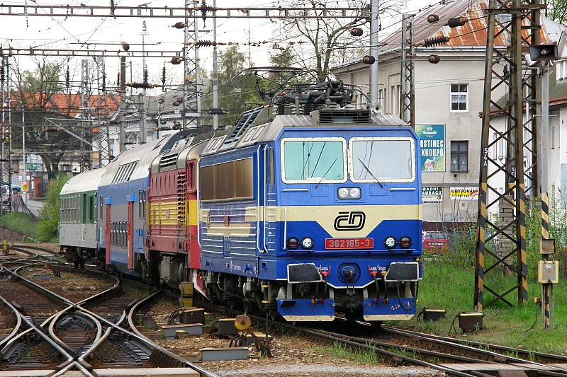 362.165+750.144 v �ele Os 5913 vj�d� do Havl.Brodu