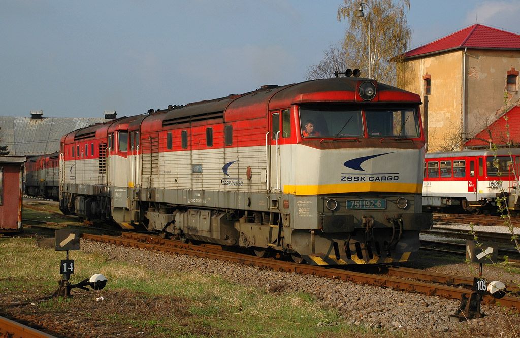 751.192 + 751.128