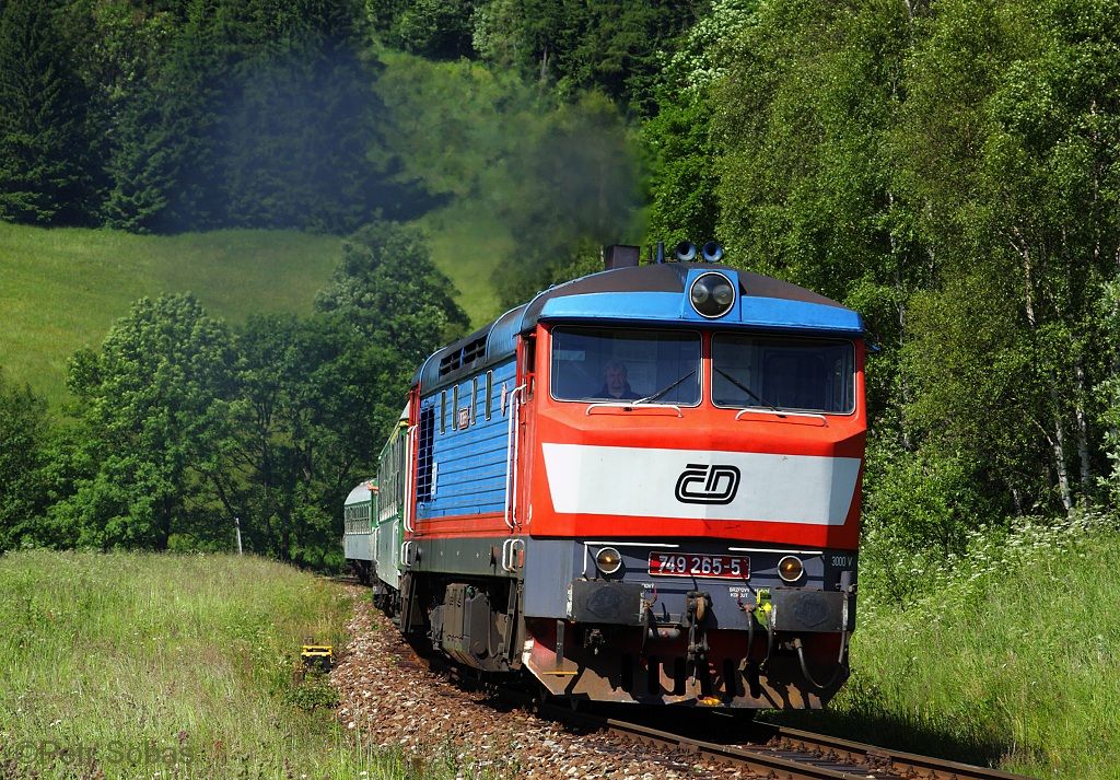 749.265, R 903  Prad�d, Brann� - Ostru�n�, 27.6.2010 (zdrav�m kolegu na 
