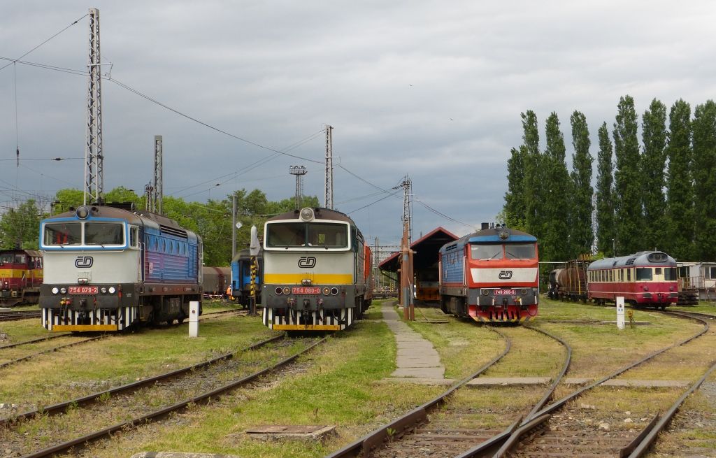 754 079-2+754 080-0+749 265-5+851 008-3 Olomouc(14.5.2014,foto-Ale Krka)