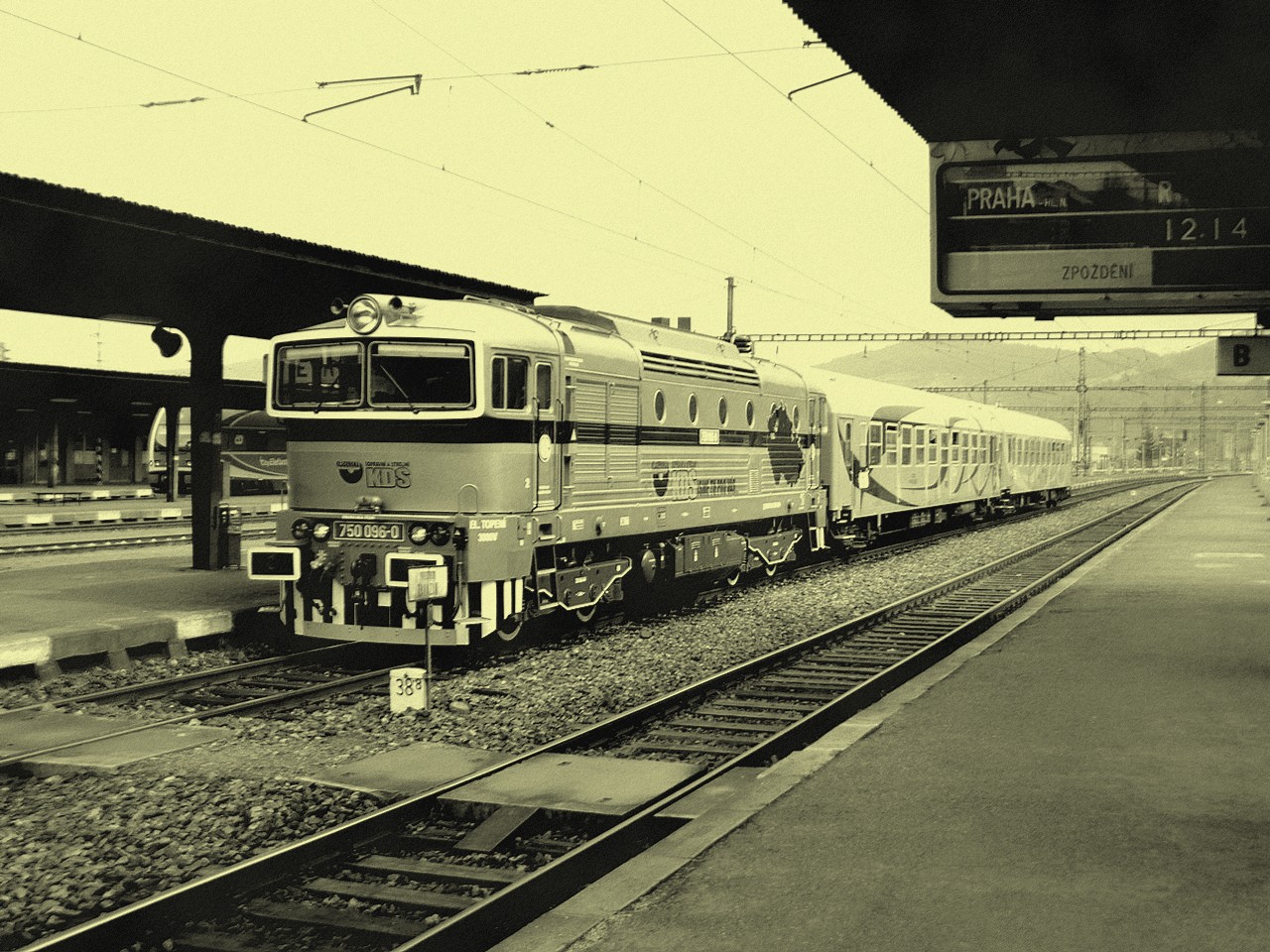 750.096 KDS ve zvl. vlaku do Plzn v st. Beroun, 7.4.2012
