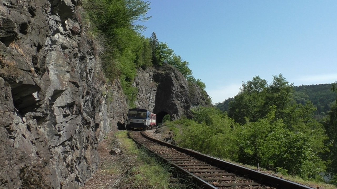 810.446 u Szavskch tunel