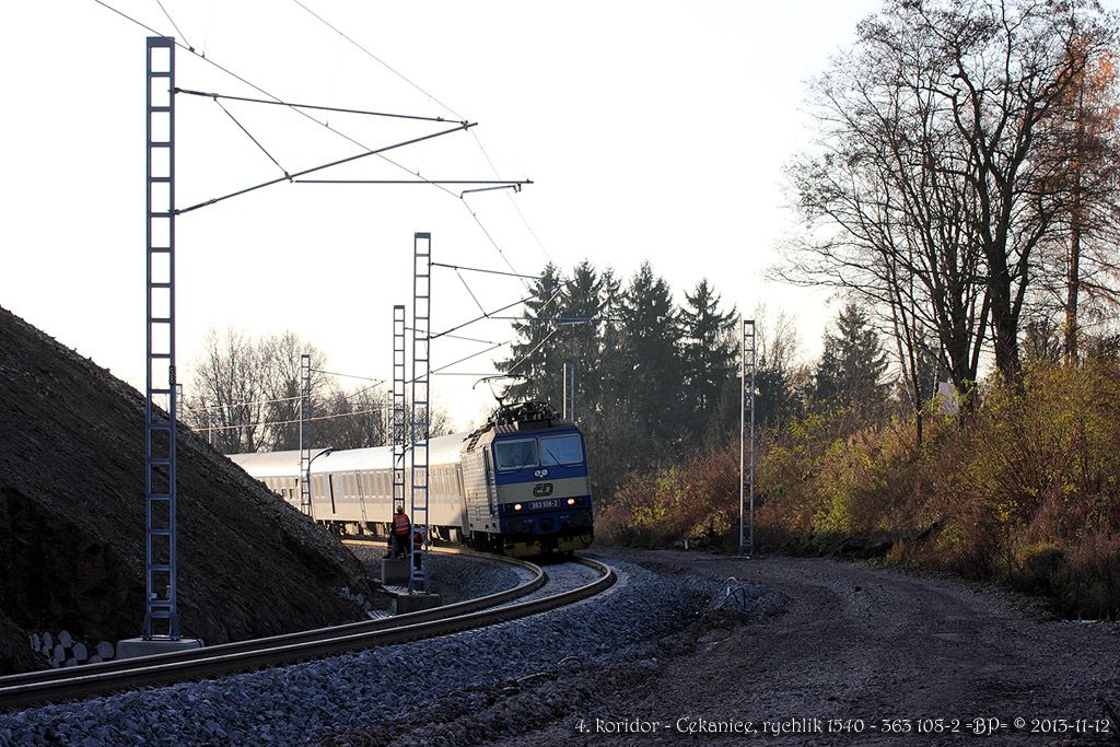 a u� je tady - 363.108-2 s rychl�kem 1540 z Lince do Prahy