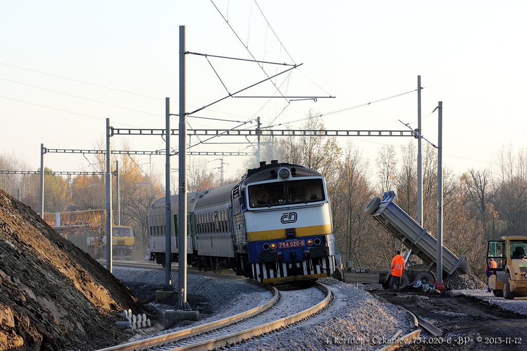 dal��m je Os 8276 s brejlovcem 754.020-6