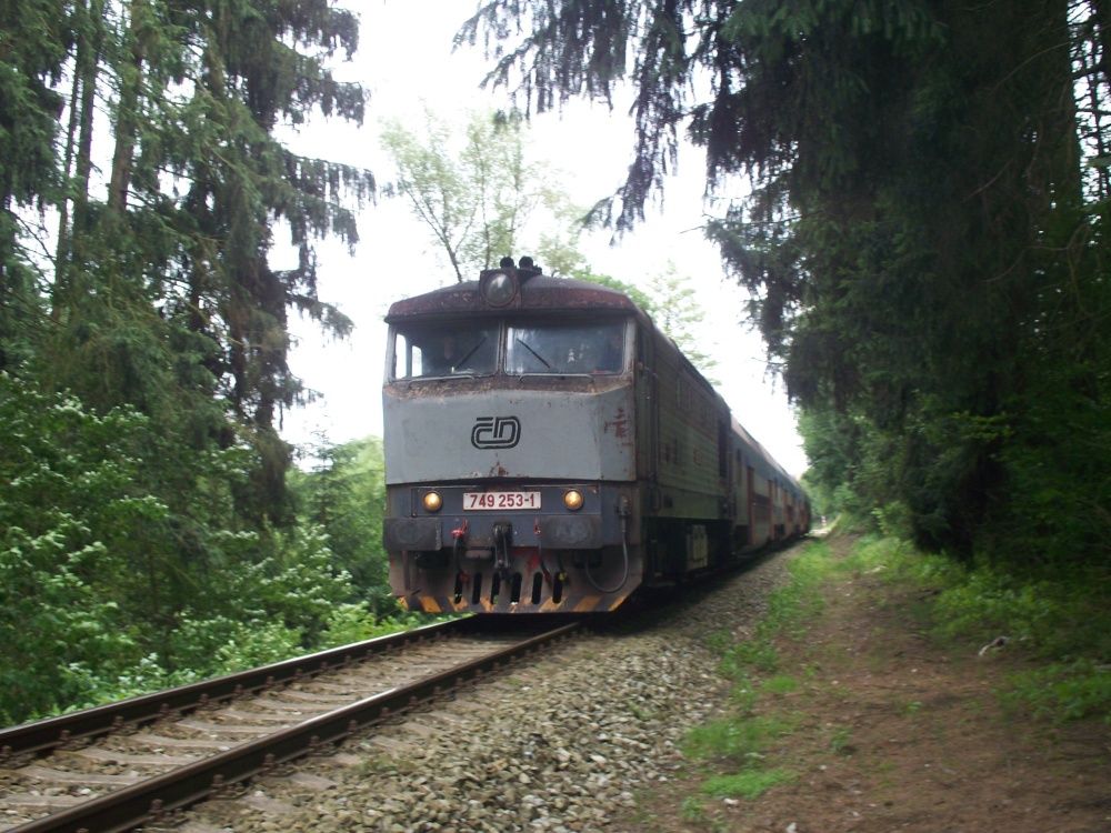 749 253-1 Pecerady - T�nec nad S�z. (5.7.2013) - Os 9062