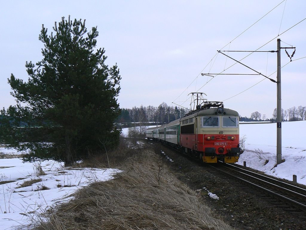 242.275 - R666