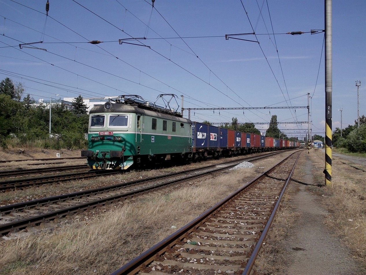 123.005 projd st. Pha-Hostiva, 19.6.2014