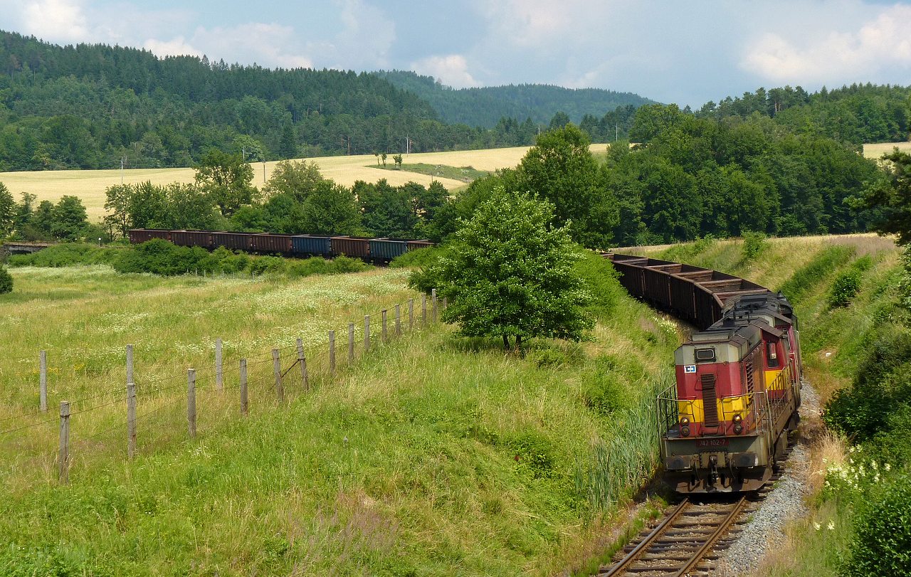 742.102+742.139, Vala�sk� P��kazy, Mn 80101, 12.7.2010, foto:Vojt�ch G�ek