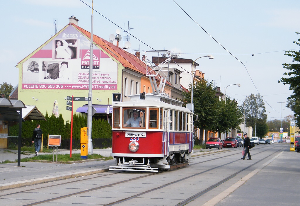223 Autobusov� n�dra�� 25.9.2010