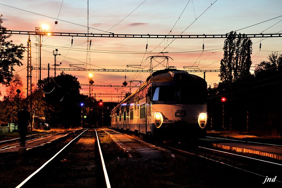 451 088 Pha Hostiva� 5.10 2012