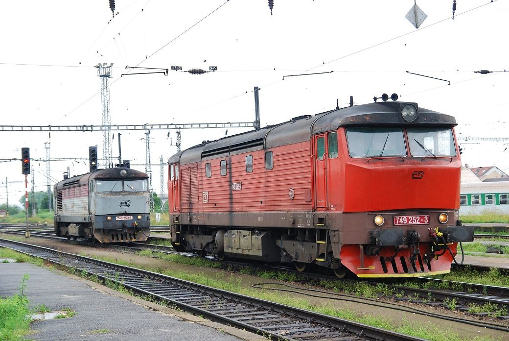 749 252-3 + 749 253-1_-_06.08.2010-_-�st.�esk� Bud�jovice,p�i obj�d�n� na - R 1245.
