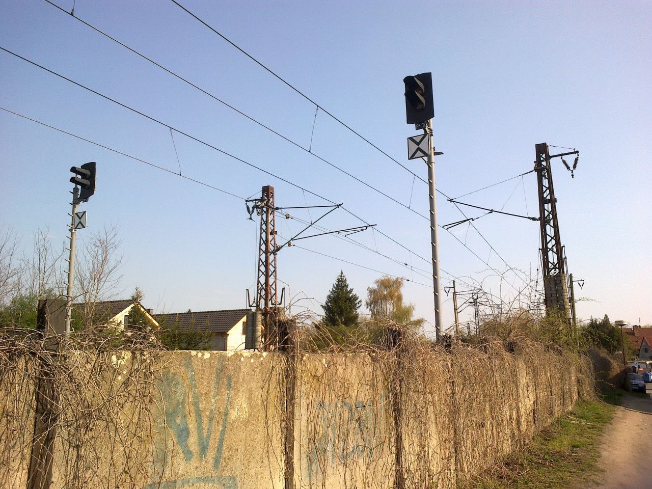 ...a zbl�zka