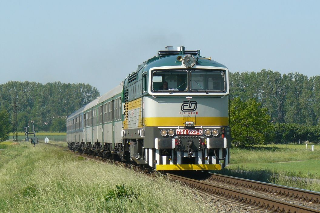 754 023-0 Krom���-Hul�n(26.5.2012,Sp 1643,foto-Ale� Kr�ka)