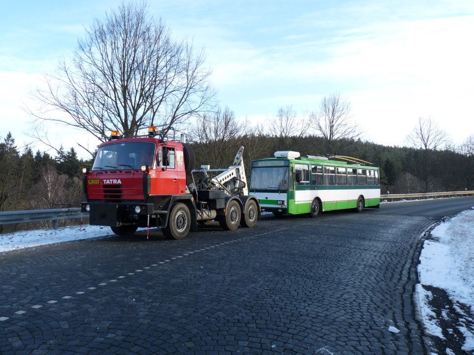 ex 417 v �erno��nsk�ch serpentin�ch.