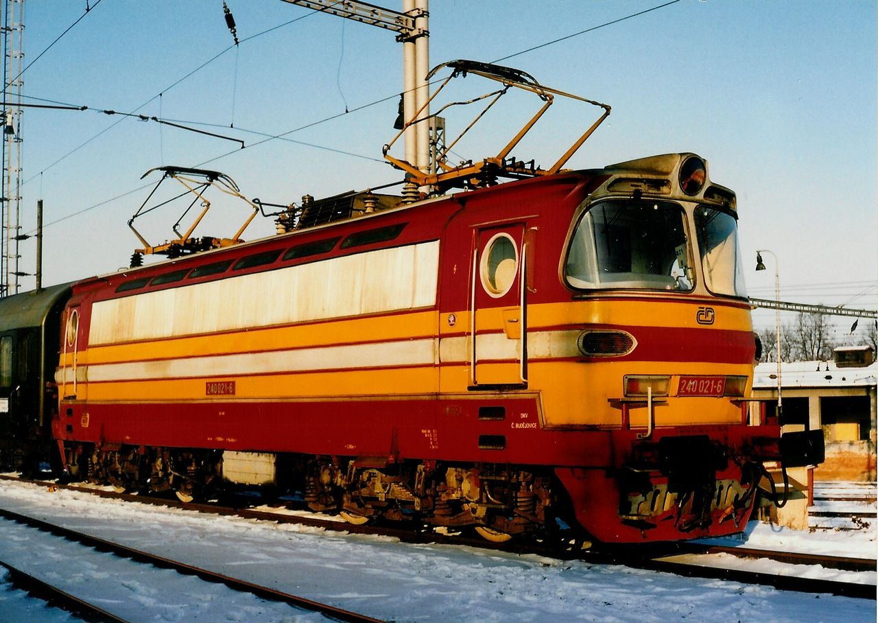 240 021-6 D; esk Budjovice 31.1.1996