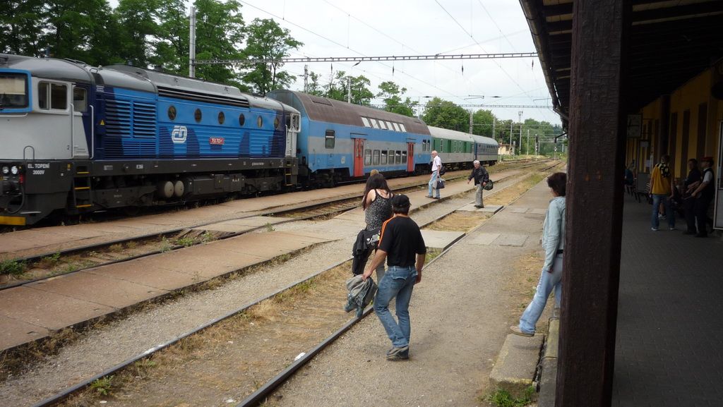 Sobota 11. 6. 2011 - R1246 - 750.703-1 Francesca - a t�m jsem nakonec i jel