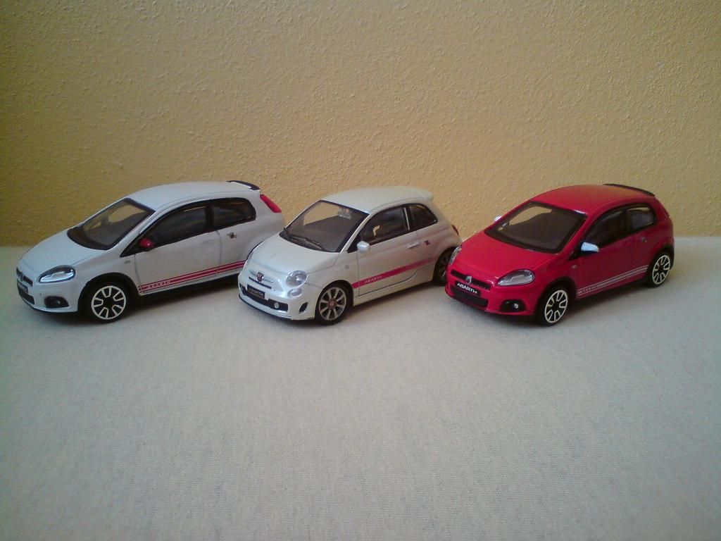 2x Fiat Grande Punto Abarth Burago & Fiat 500 Abarth Mondo Motors 1:43