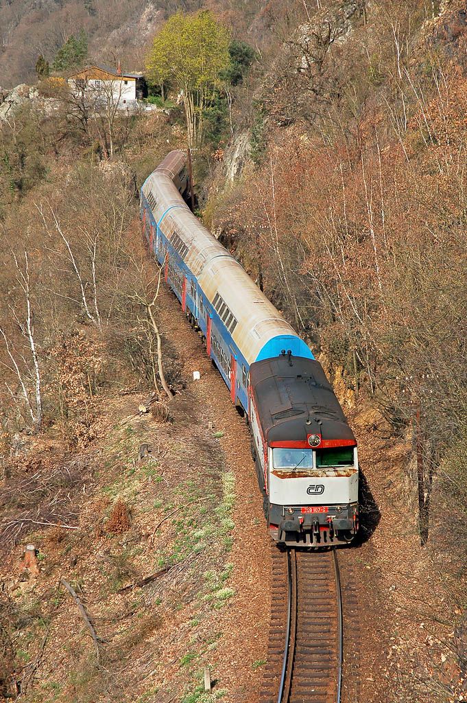 749 107 Petrov u Prahy