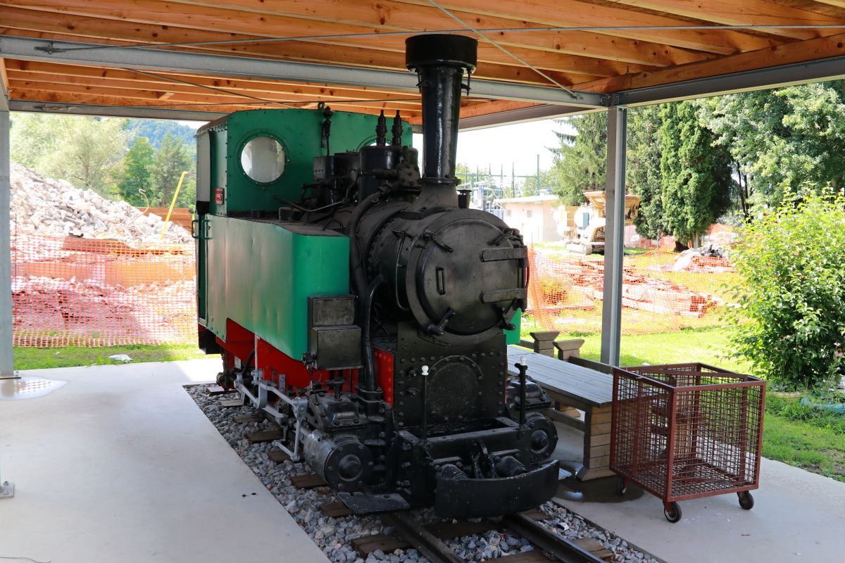 �tore, Florisdorf  2566/1918