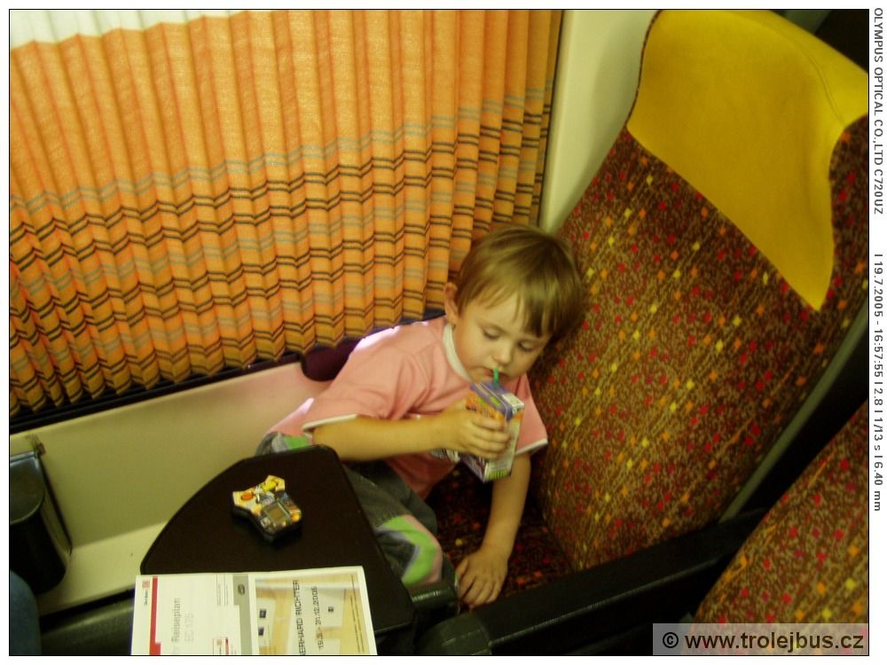 Identifikujete v�z? (rok 2005 na EC z Prahy na v�chod)