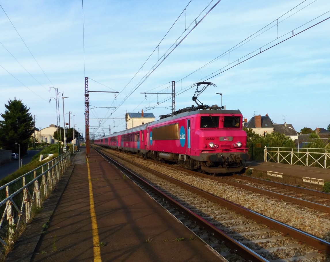OUIGO Train Classic 4085 Mer 28.8.2022 22.332