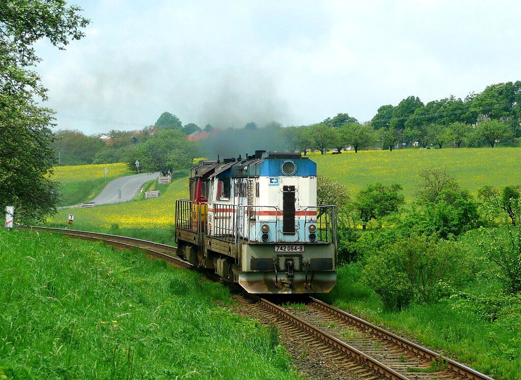 742.064+742.102 Kunovice Lou�ka-Police u V.M. 27.5.2010 foto Daniel Forejtar