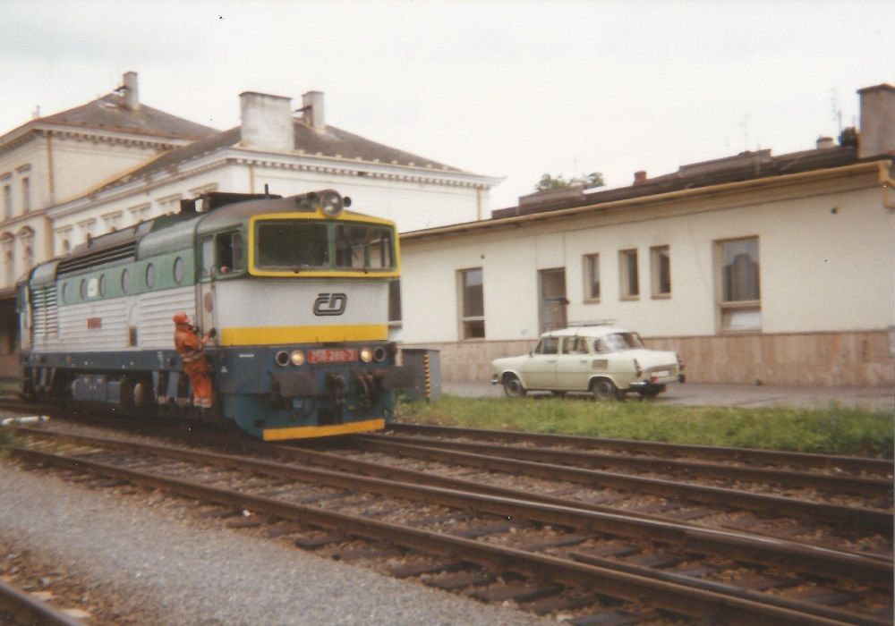 750 288-3 po odstupu od Sp1721 Opava-vchod 1.8.2001