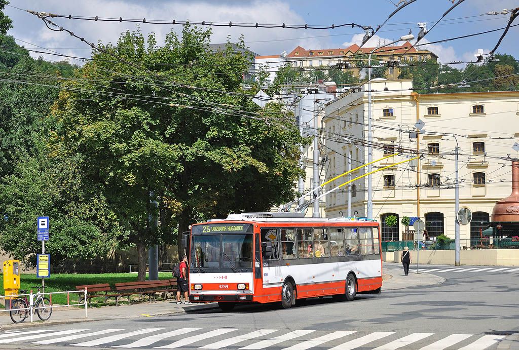 3259,Mendlovo n�m�st�,2.8.2011