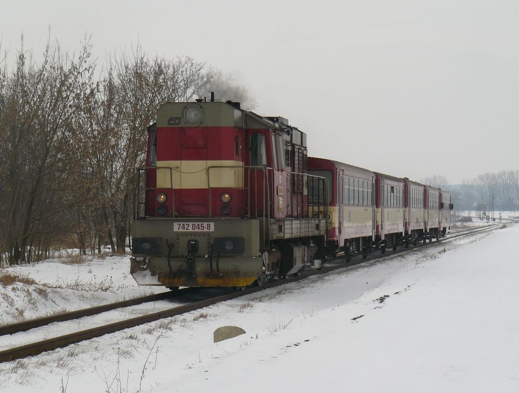742.045-8 Hul�n(14.2.2010,foto-Ale� Kr�ka)
