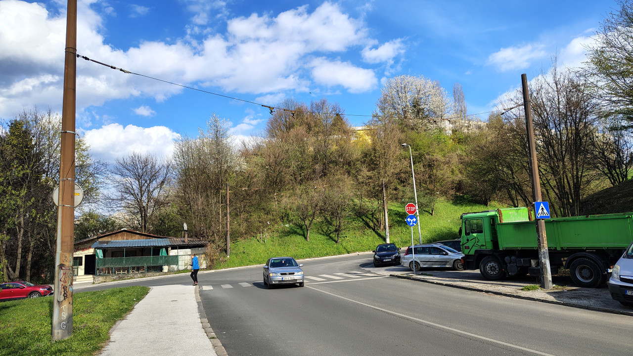 Zru�ena trat