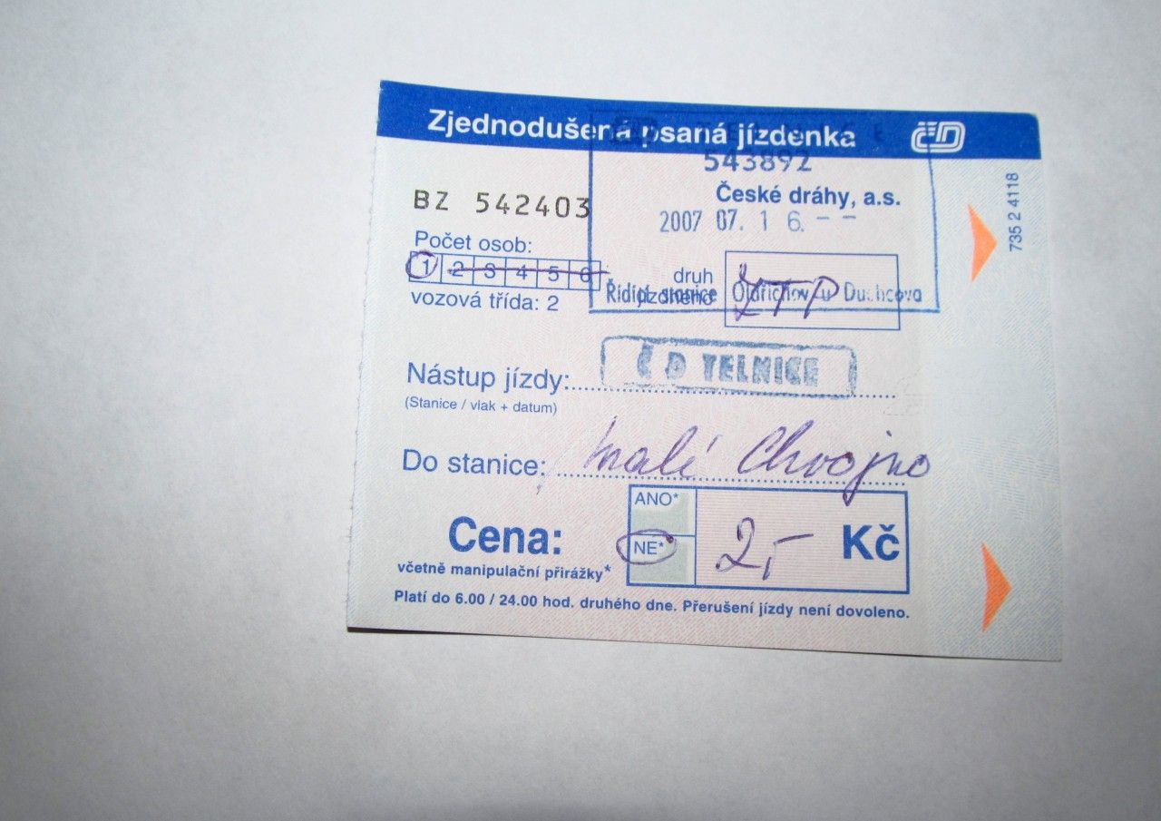 Jzdenka z vdejny v Telnici z 16. 7. 2007 - necelch 5 msc ped zastavenm osobn dopravy