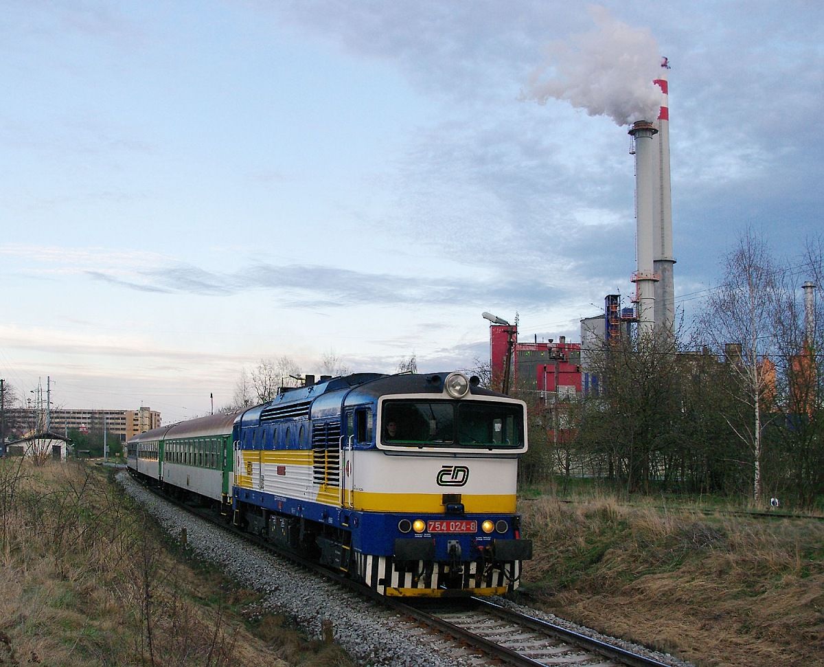 Tra� �.180 Plze� Os 7426 10.dubna 2012 754.024