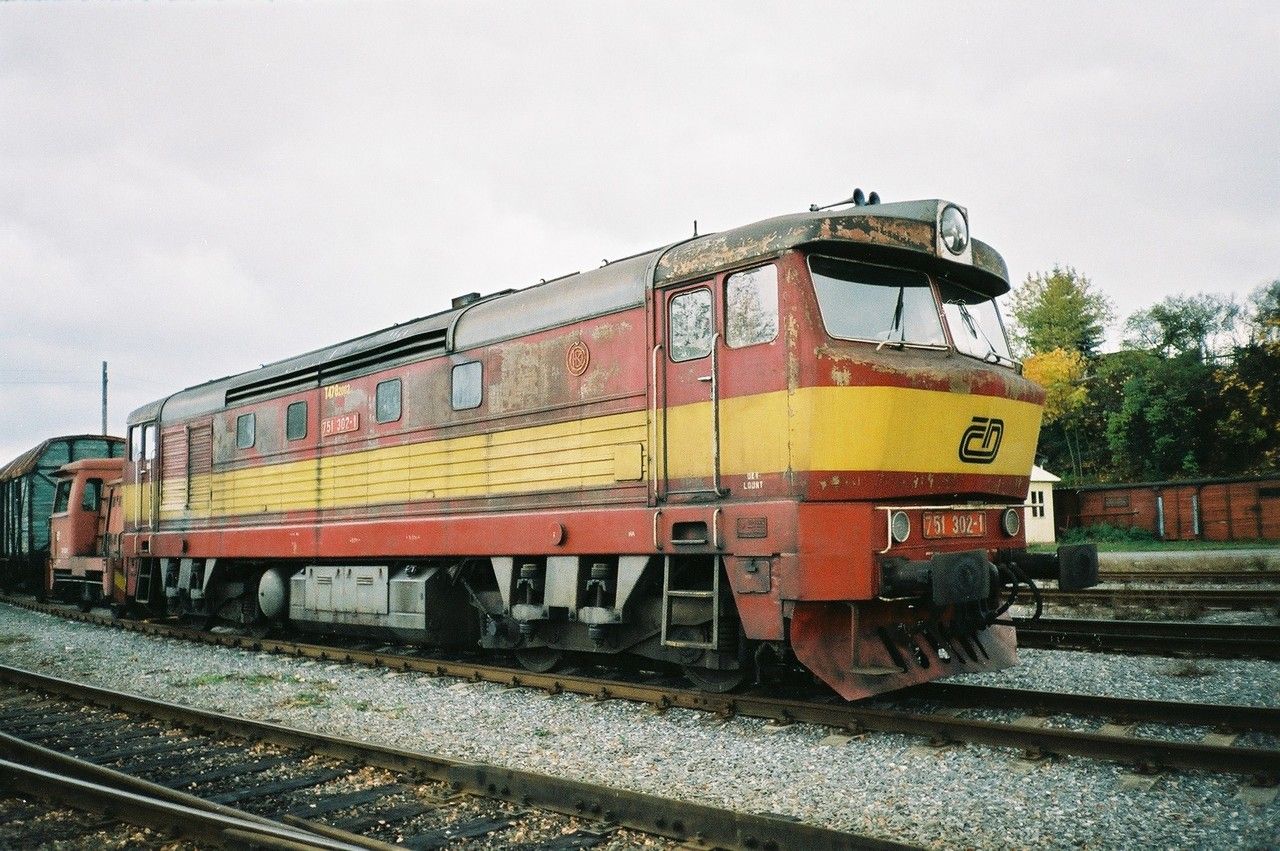 751.302 a zru�. 703.028 v PJ Rakovn�k, 5.11.2001