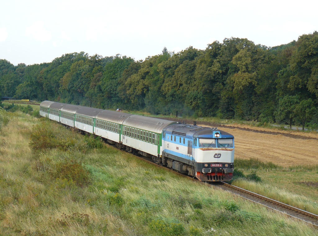 749 259-8 Holeov-Dobrotice(23.8.2009,foto-Ale Krka).