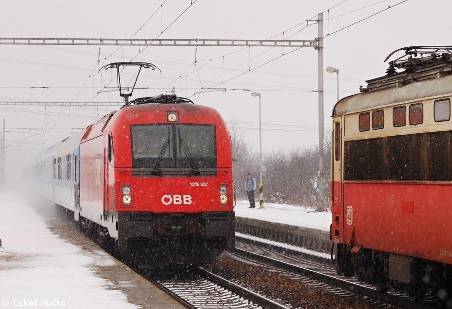 1216.227+242.228 Vojkovice nad Svratkou 22.02.13