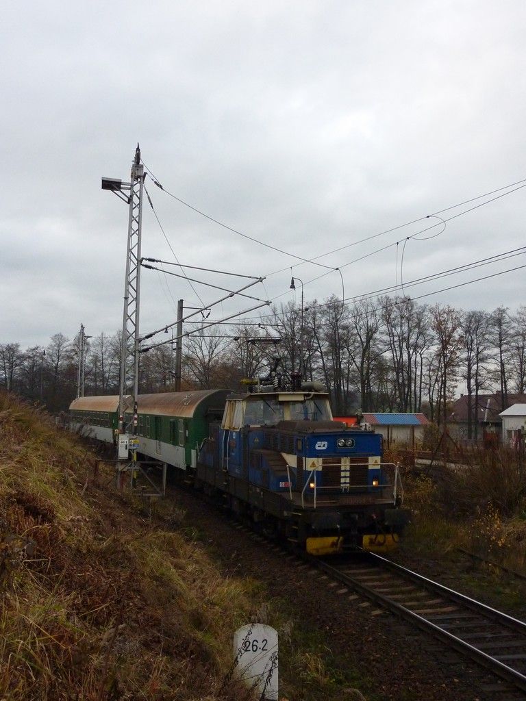 210 058-4, Os 8306, Jind�ich�v Hradec, 16.11.09