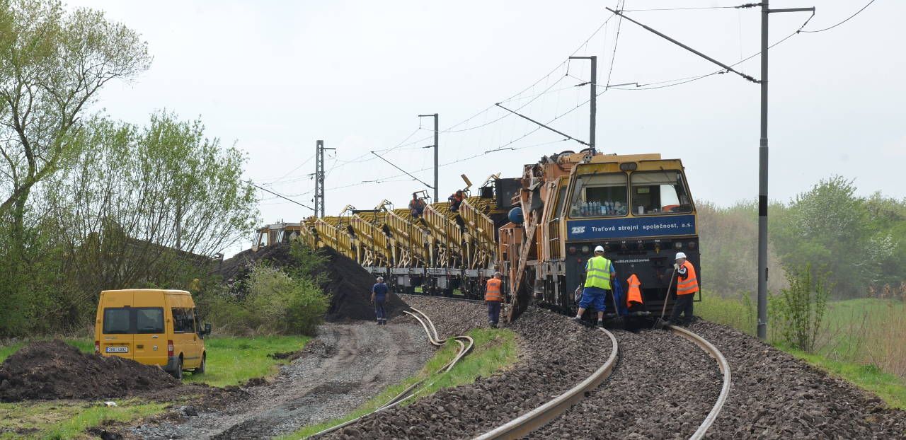 Strojn� �i�t�n� �t�rkov�ho lo�e