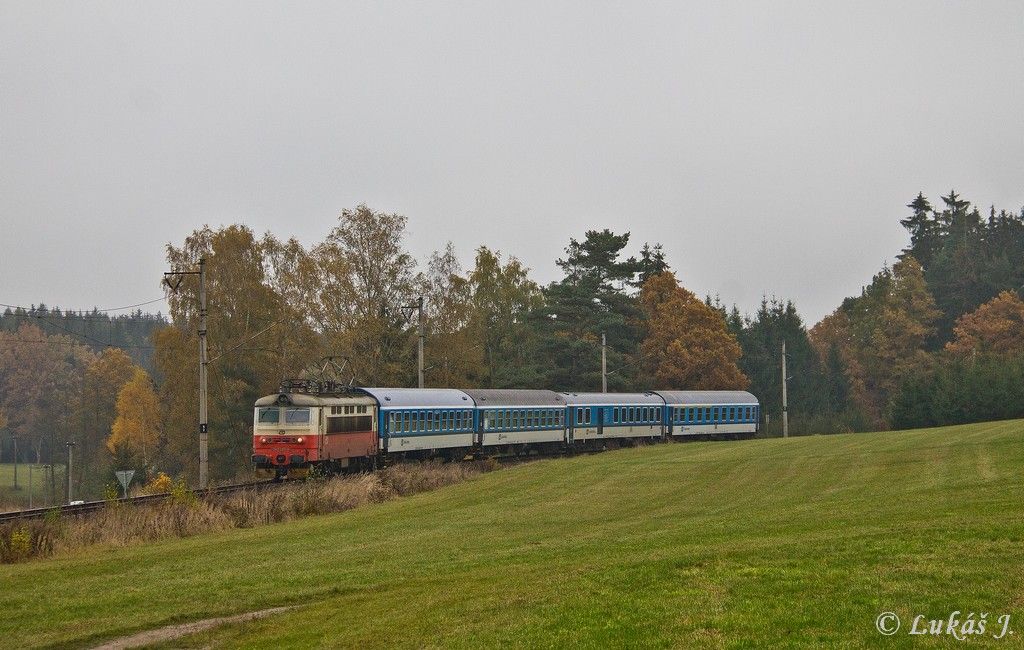 242.245, R 664 Jakub Kr��n, J.Hradec - odb. Kanclov, 29.10.2015