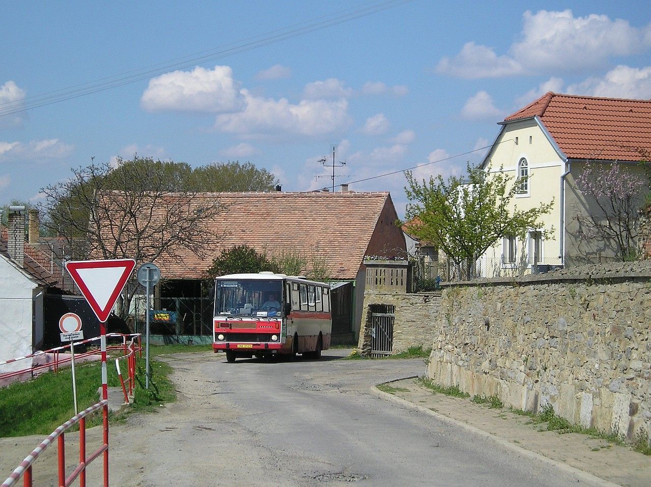 ZNA 01-23 na lince 6 v Mramotic�ch