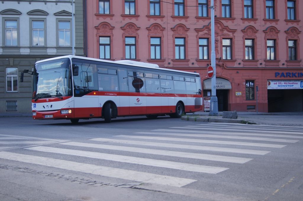 9A8 0933
