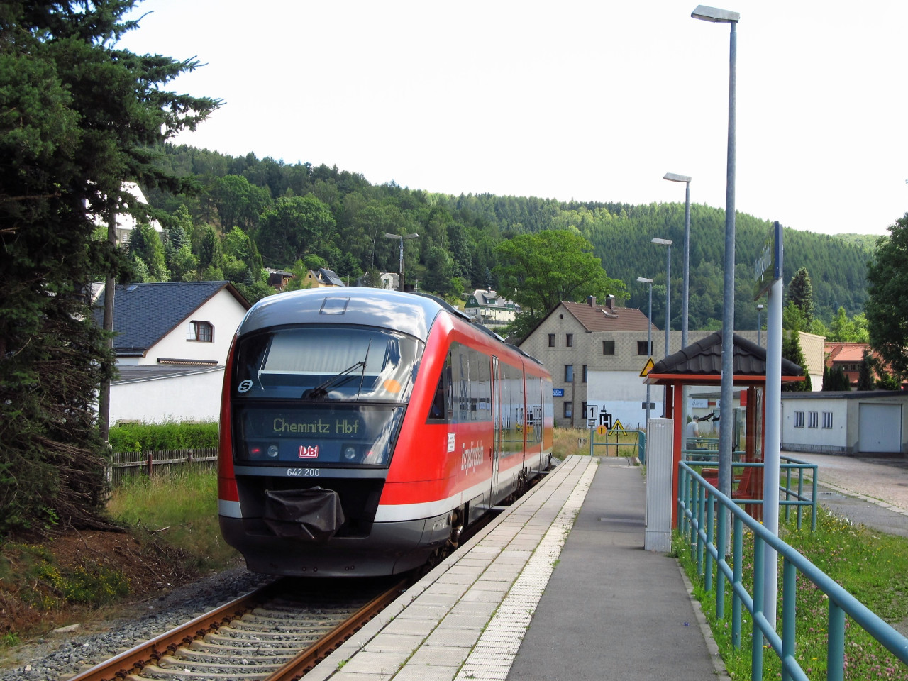 Olbernhau-Grnthal (450 m od hranic s R), konen zast. pro os. vlaky z Chemnitzu