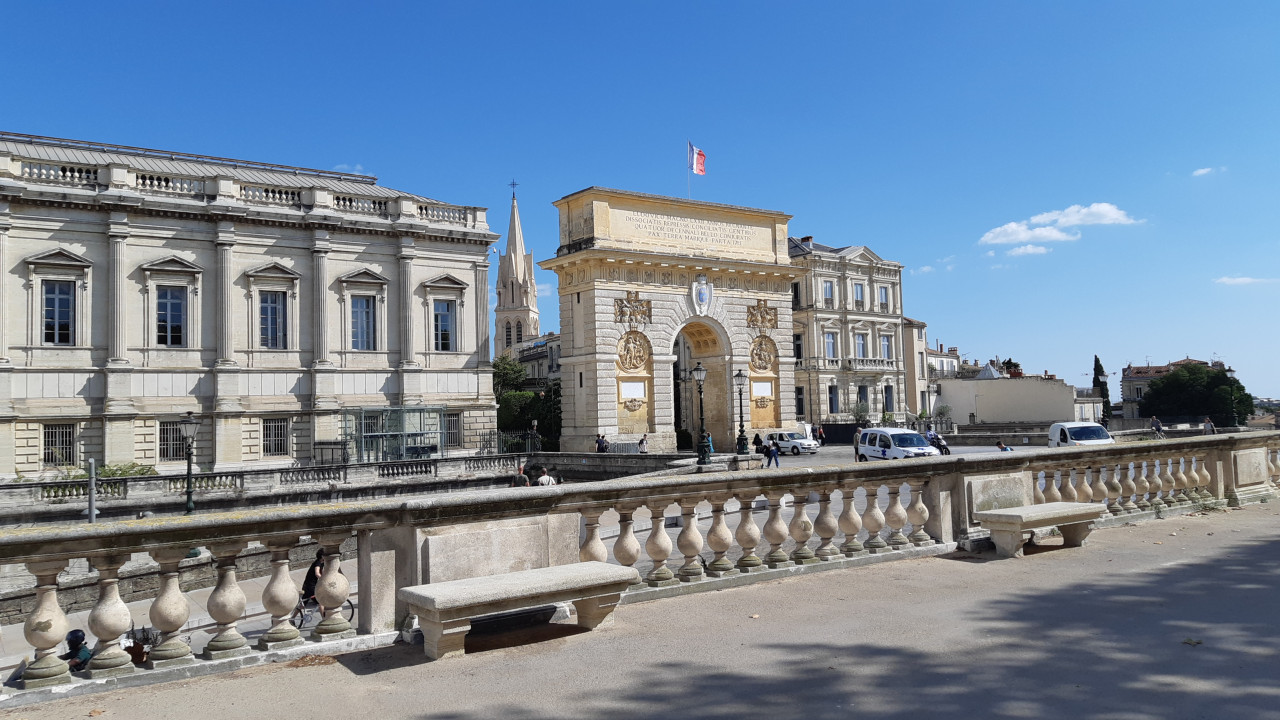 Centrum Montpellieru s vtznm obloukem